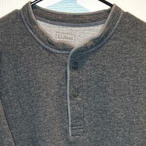 LL Bean Men's Gray Wool Blend Lined Long Sleeve Two Button Henley Sweater Medium